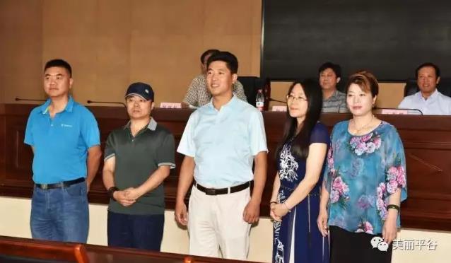 新任作协领导班子与会员见面