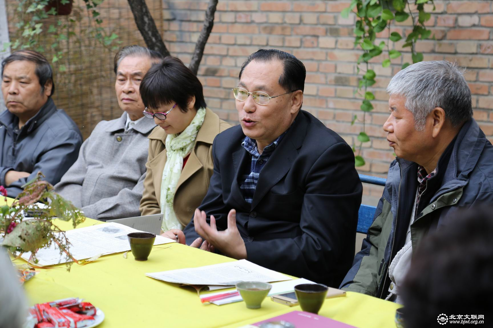 史长义与大家交流