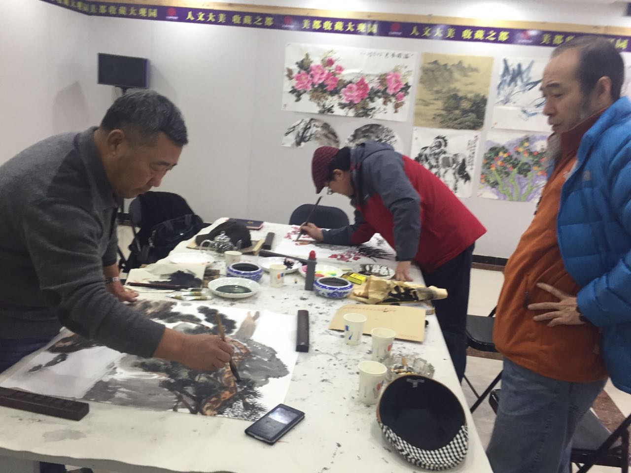 画家们在创作 (2) 画家们在创作 (2)