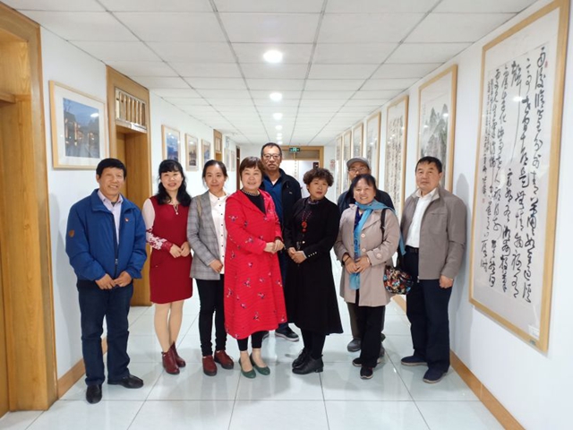 图3研讨会后，部分人员合影